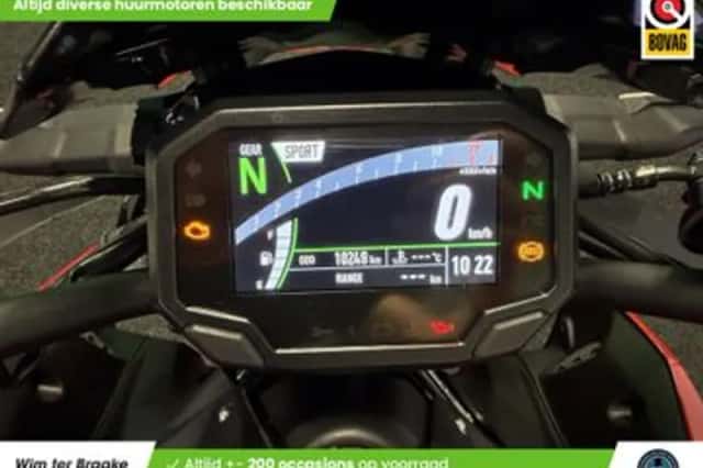 Kawasaki Z900 (2022) thumbnail 2