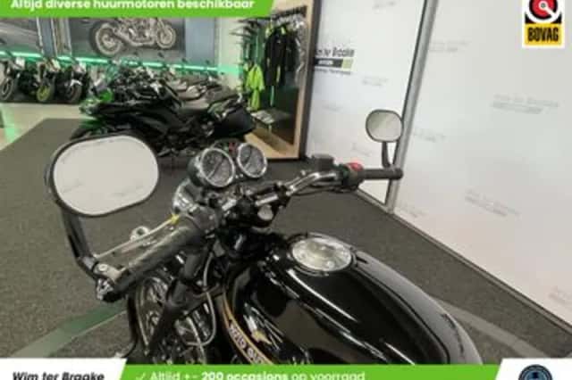 Moto Guzzi V7 Classic (2011) thumbnail 2