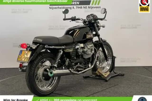 Moto Guzzi V7 Classic (2011) thumbnail 5