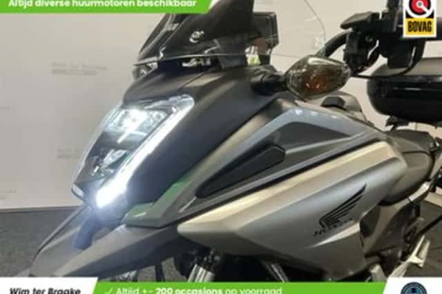 Honda NC750X (2016) thumbnail 5