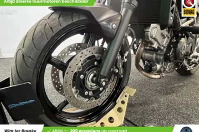 Suzuki SV650 (2022) thumbnail 4