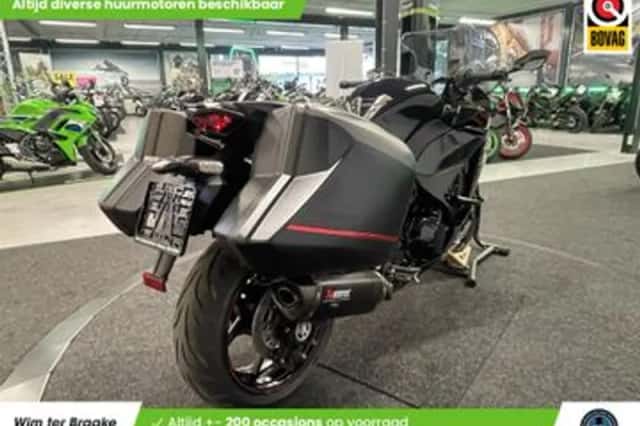 Kawasaki Ninja 1000SX Performance (2022) thumbnail 3