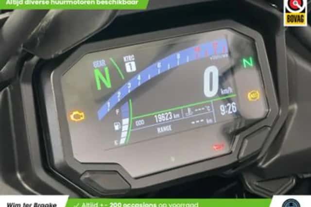 Kawasaki Versys 650 (2023) thumbnail 2