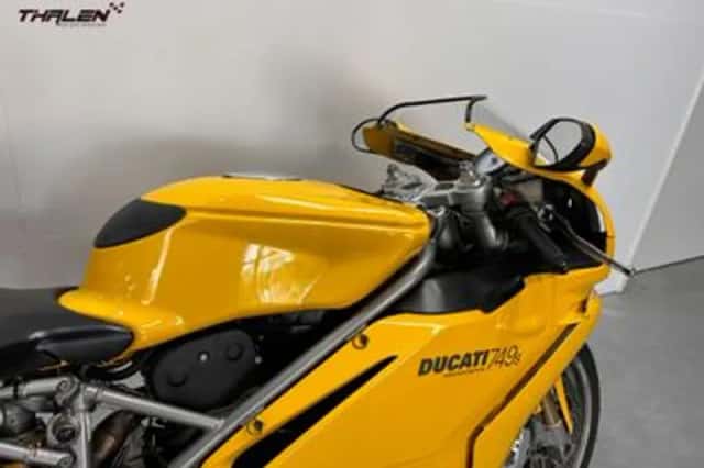 Ducati 749S (2003) thumbnail 6