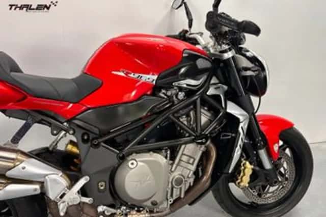 MV Agusta Brutale 989 (2010) thumbnail 6