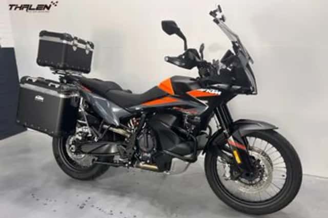 KTM 890 Adventure (2025) thumbnail 3