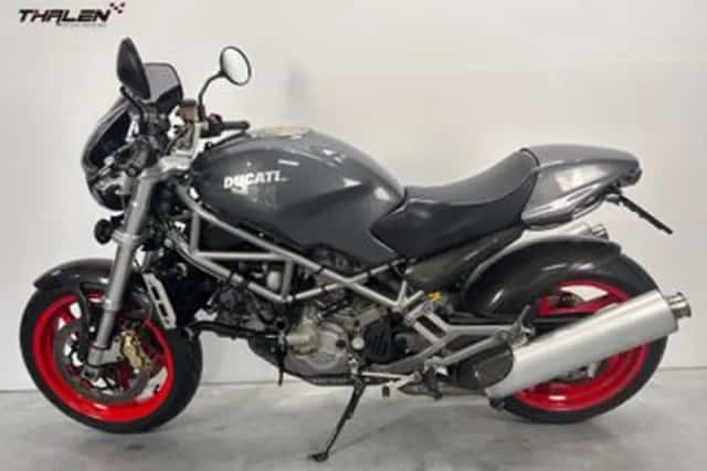 Ducati Monster (2003) thumbnail 2