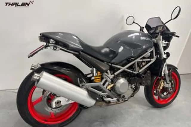 Ducati Monster (2003) thumbnail 3