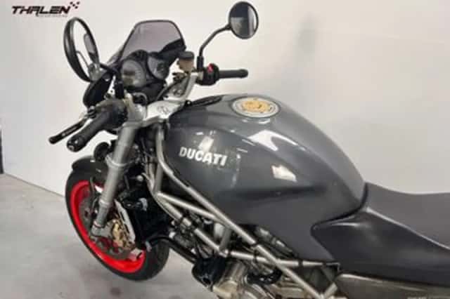 Ducati Monster (2003) thumbnail 6