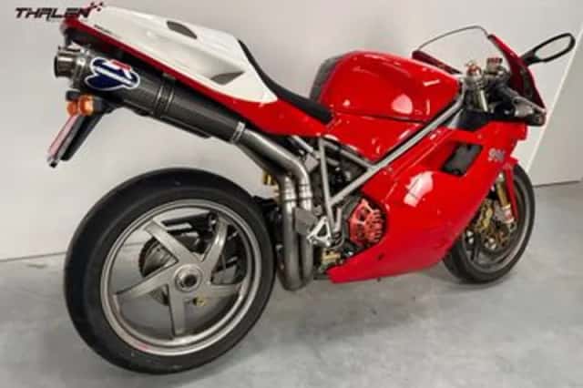 Ducati 996 S (2002) thumbnail 4