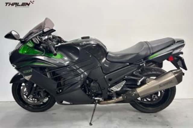 Kawasaki ZZR1400 (2019) thumbnail 2