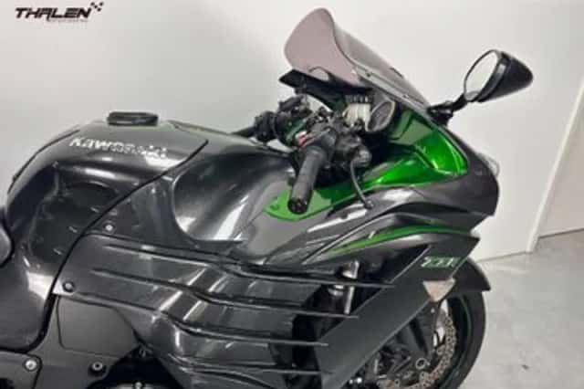 Kawasaki ZZR1400 (2019) thumbnail 5