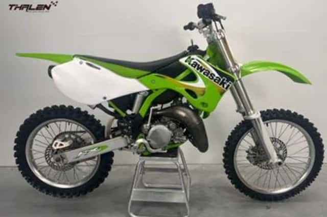 Kawasaki KX 125 (2000) thumbnail 1