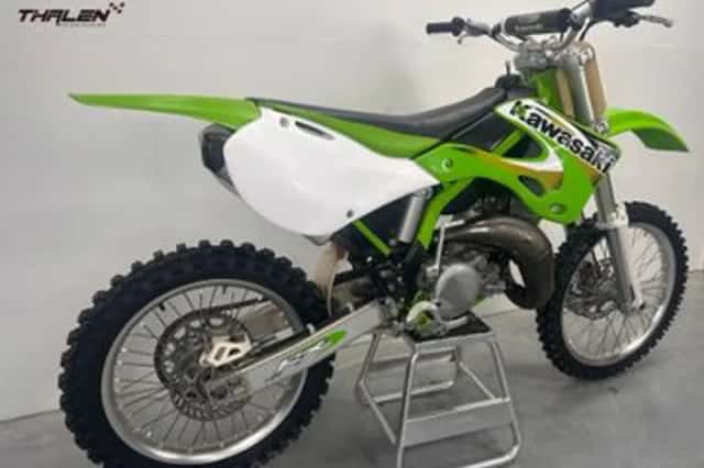 Kawasaki KX 125 (2000) thumbnail 3
