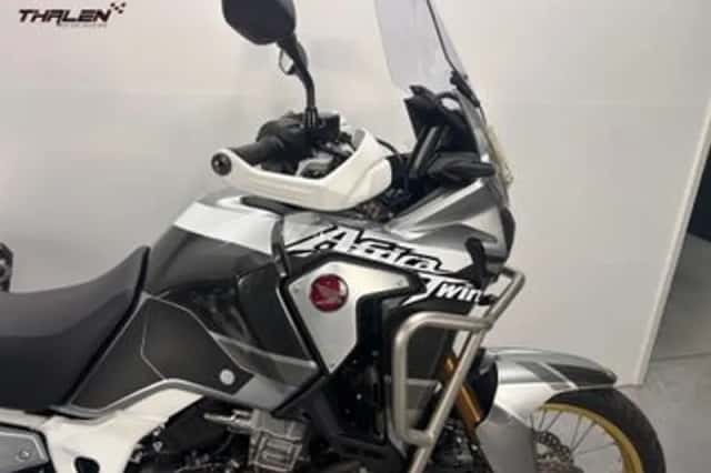 Honda CRF 1000 L Africa Twin (2019) thumbnail 4