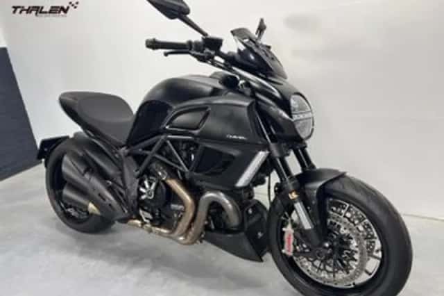 Ducati Diavel 1200 Lage (2012) thumbnail 3