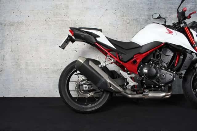 Honda CB 750 Hornet (2023) thumbnail 3