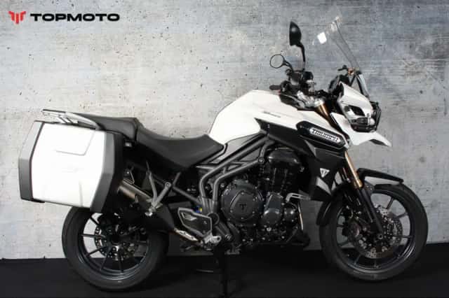 Triumph Tiger 1200 Rally Explorer (2016) thumbnail 1