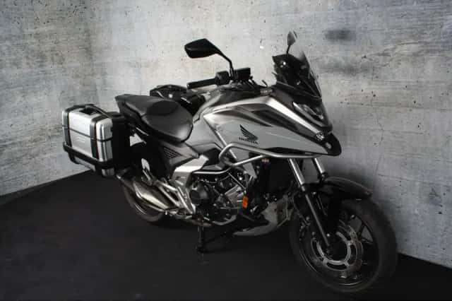 Honda NC750X (2023) thumbnail 3
