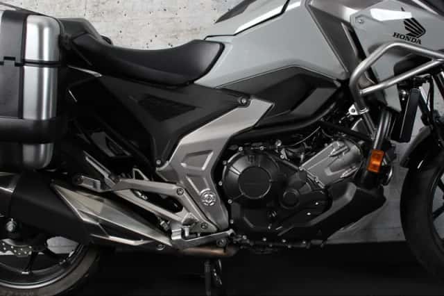 Honda NC750X (2023) thumbnail 6
