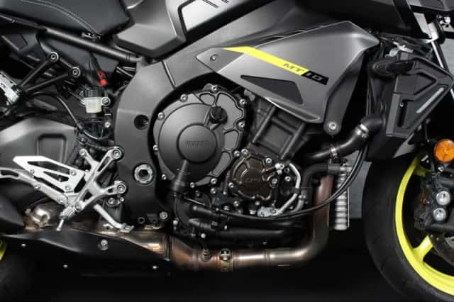 Yamaha MT-10 Tourer Edition (2018) thumbnail 5