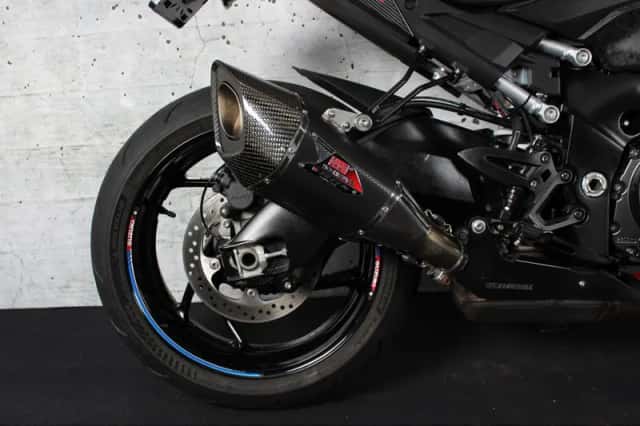 Suzuki GSX-S1000 (2021) thumbnail 5