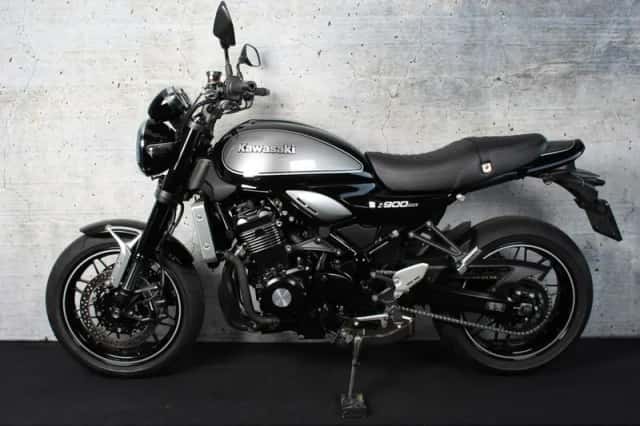Kawasaki Z900RS (2025) thumbnail 2