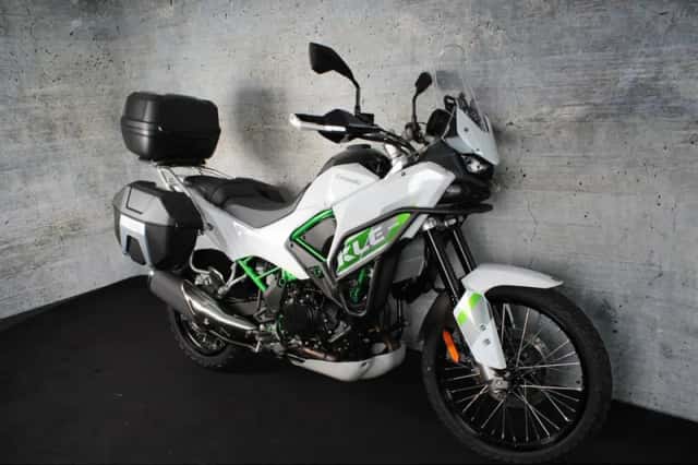 Kawasaki KLE500 SE (2026) thumbnail 3