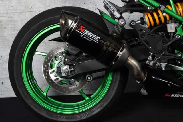 Kawasaki Z 500 SE (2025) thumbnail 4