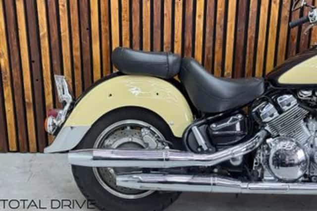 Yamaha XVZ 1300 Royal Star (1997) thumbnail 3