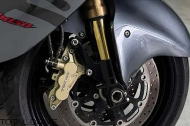 Suzuki HAYABUSA 1300 (2003) thumbnail 2