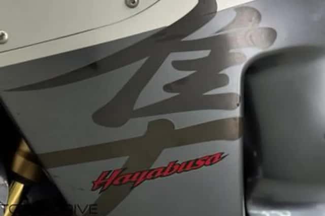 Suzuki HAYABUSA 1300 (2003) thumbnail 6