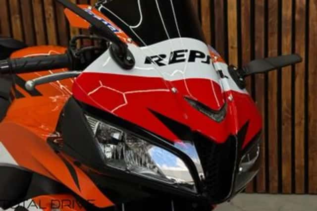 Honda CBR 600 RR (2007) thumbnail 2