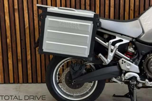 YAMAHA XT 1200 ZE SUPER TENERE ABS (2011) thumbnail 2