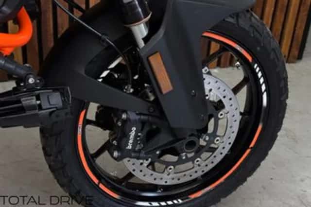 KTM 1290 SUPER ADVENTURE S (2019) thumbnail 4