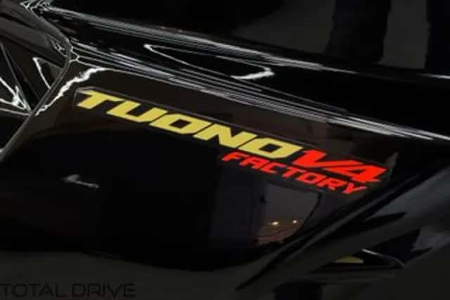APRILIA TUONO V4 1100 FACTORY (2022) thumbnail 3