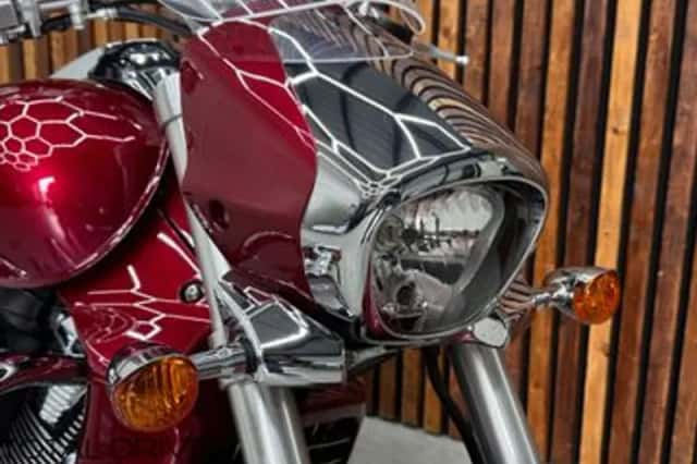 Suzuki M 1800 R Intruder (2009) thumbnail 2