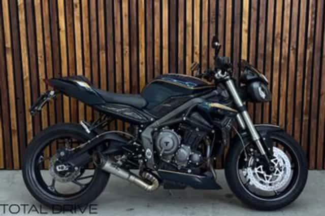 Triumph Street Triple S (2021) thumbnail 3