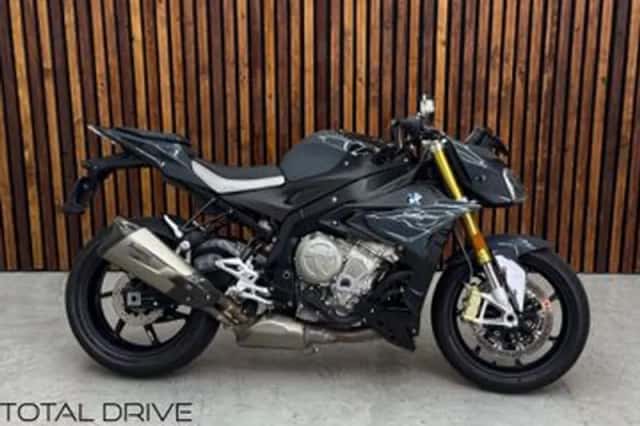BMW S 1000 R (2017) thumbnail 2