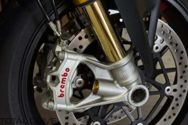Ducati Panigale V4S (2022) thumbnail 5
