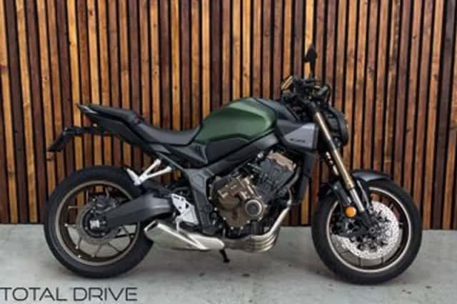 Honda CB650R (2024) thumbnail 3