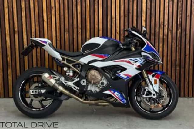 BMW S 1000 RR (2020) thumbnail 3
