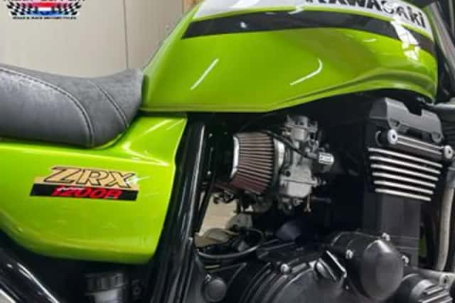 KAWASAKI ZRX 1200 R (2001) thumbnail 3
