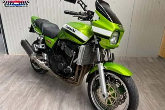KAWASAKI ZRX 1200 R (2001) thumbnail 6