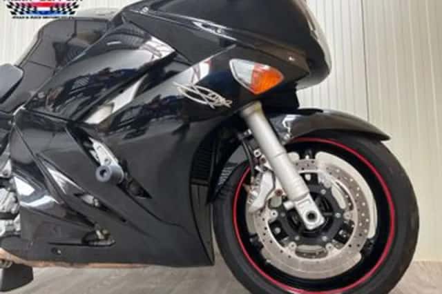 Yamaha FJR1300 (2011) thumbnail 2