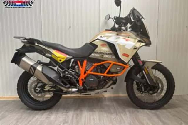 KTM 1290 SUPER ADVENTURE R (2019) thumbnail 1