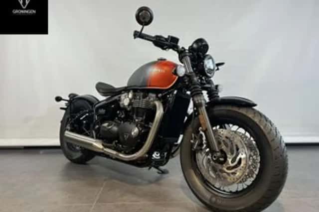 Triumph BONNEVILLE BOBBER (2026) thumbnail 2