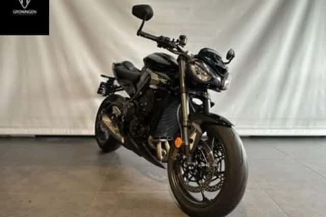 Triumph Street Triple RS (2026) thumbnail 2