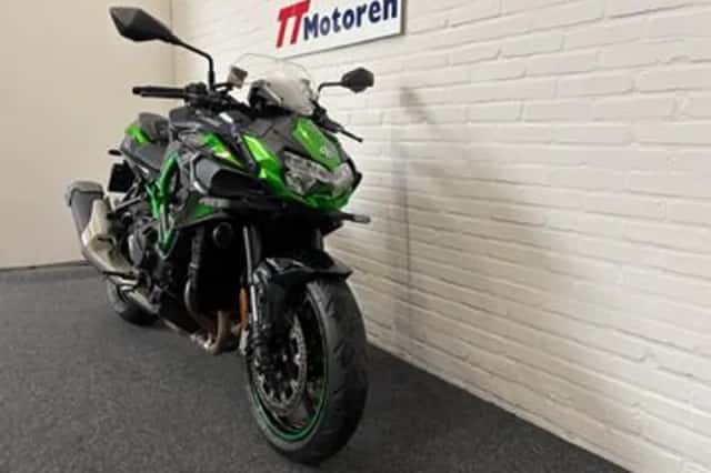 Kawasaki Z H2 (2022) thumbnail 3