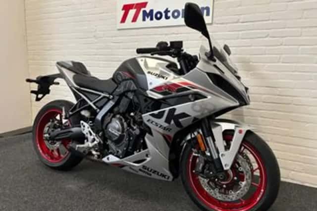 Suzuki GSX-8R (2026) thumbnail 2